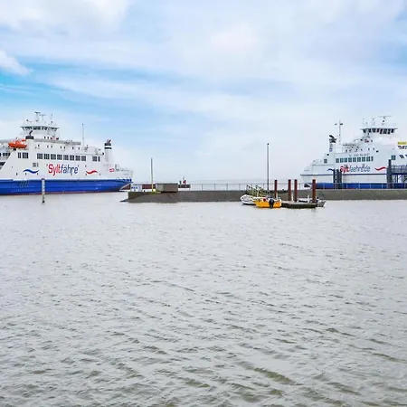 2 Bedroom Lovely In * Romo