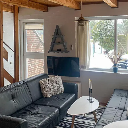 2 Bedroom Lovely In Romo *