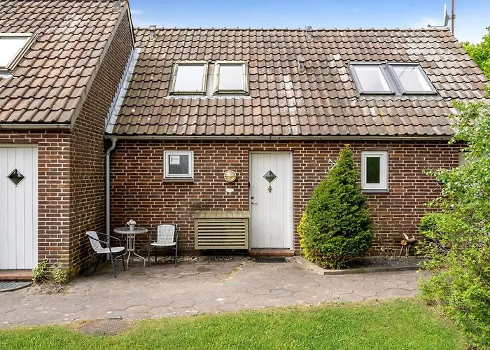 2 Bedroom Lovely In Prázdninový dům *
