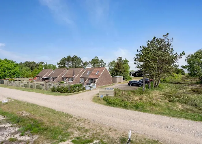 2 Bedroom Lovely In
